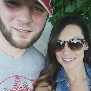 Meet your Posher, Casey